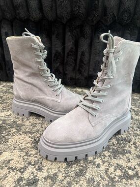 NEW Stuart Weitzman Gray Suede Lug Sole Combat Boots | US 5.5 / EU 36